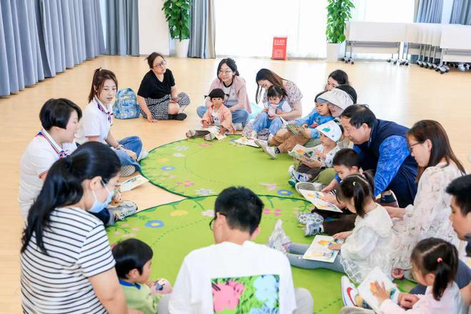 BB电子家校社共育！书香康健大讲堂开讲啦(图1)