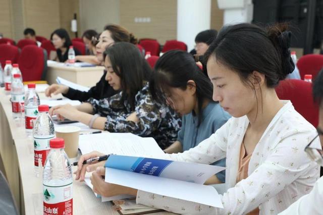 BB电子北京启动2024年中小学教师基本功培训与展示活动 首次发布教师基本功指南(图3)
