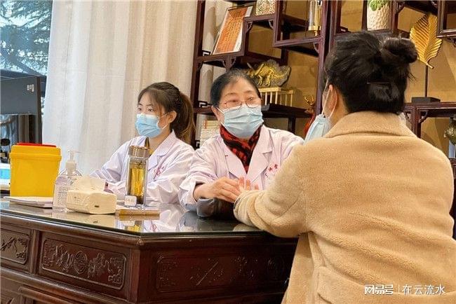 中域教育：教育机BB电子构的发展思路是把握行业前沿发展(图3)